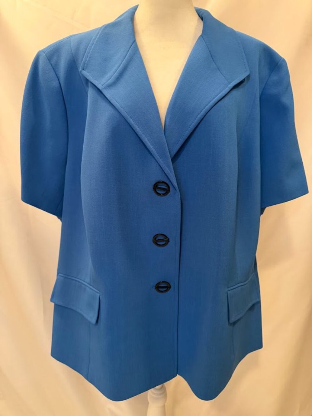 NWOT NIPON BOUTIQUE Lined Short Sleeve Jacket in Blue Color - 24W